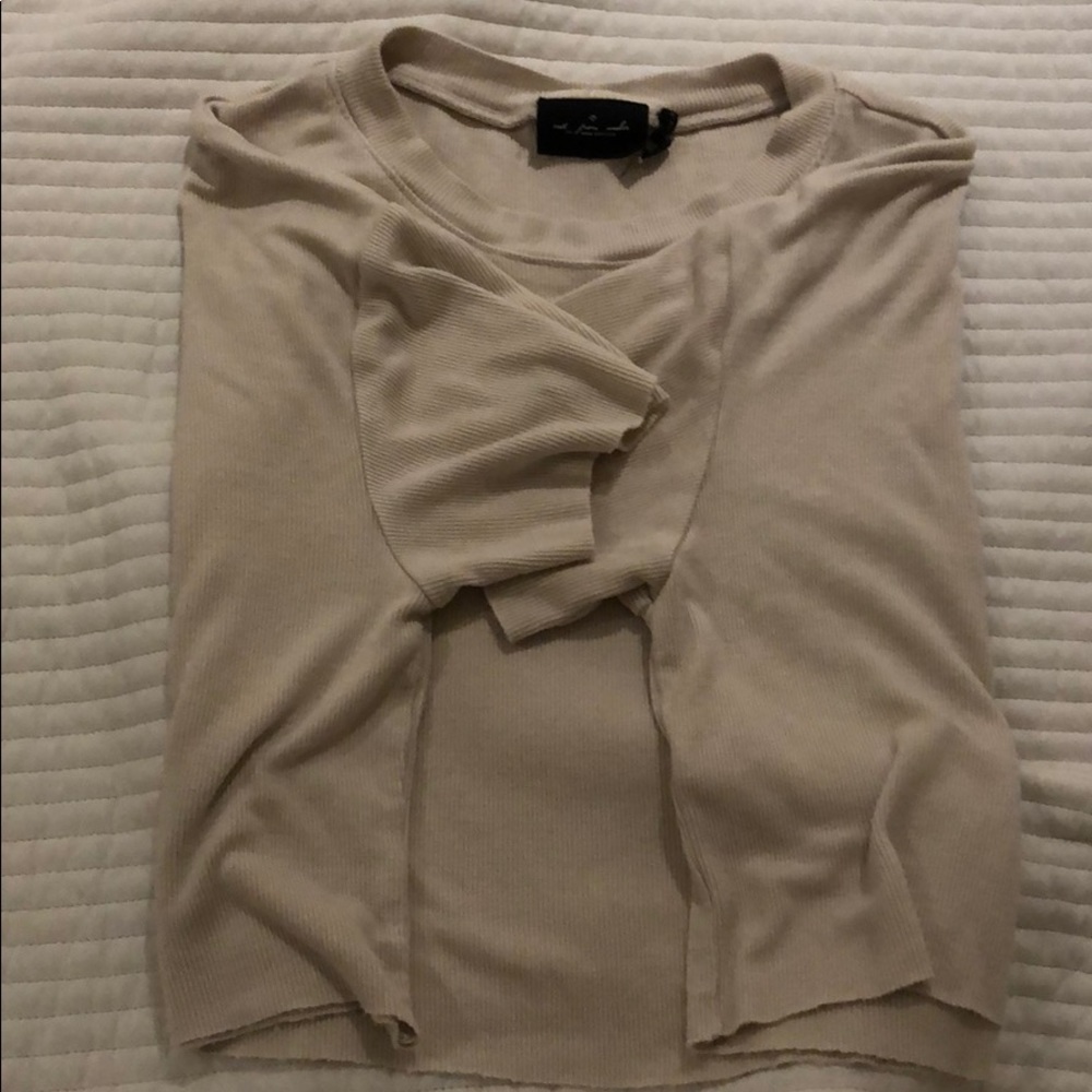 urban cropped ribbed beige tee!!